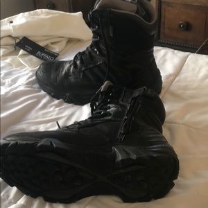 Bates EMS or police boots